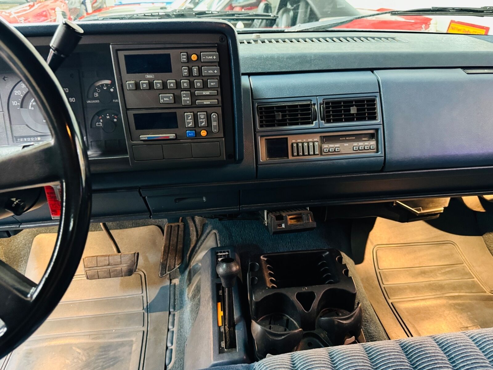 Chevrolet-Silverado-1500-Pickup-1990-33