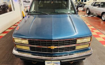 Chevrolet-Silverado-1500-Pickup-1990-4