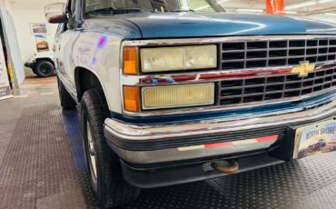 Chevrolet-Silverado-1500-Pickup-1990-7