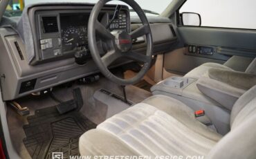 Chevrolet-Silverado-1500-Pickup-1992-4