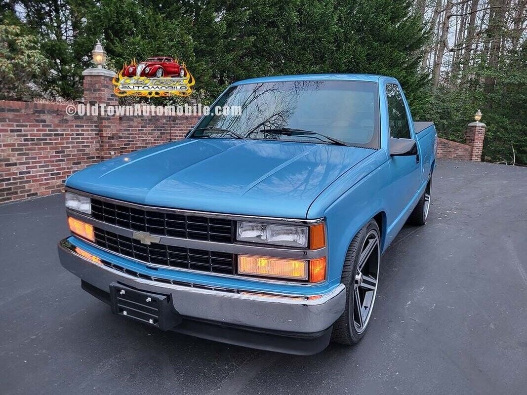 Chevrolet-Silverado-1500-Pickup-1993-4