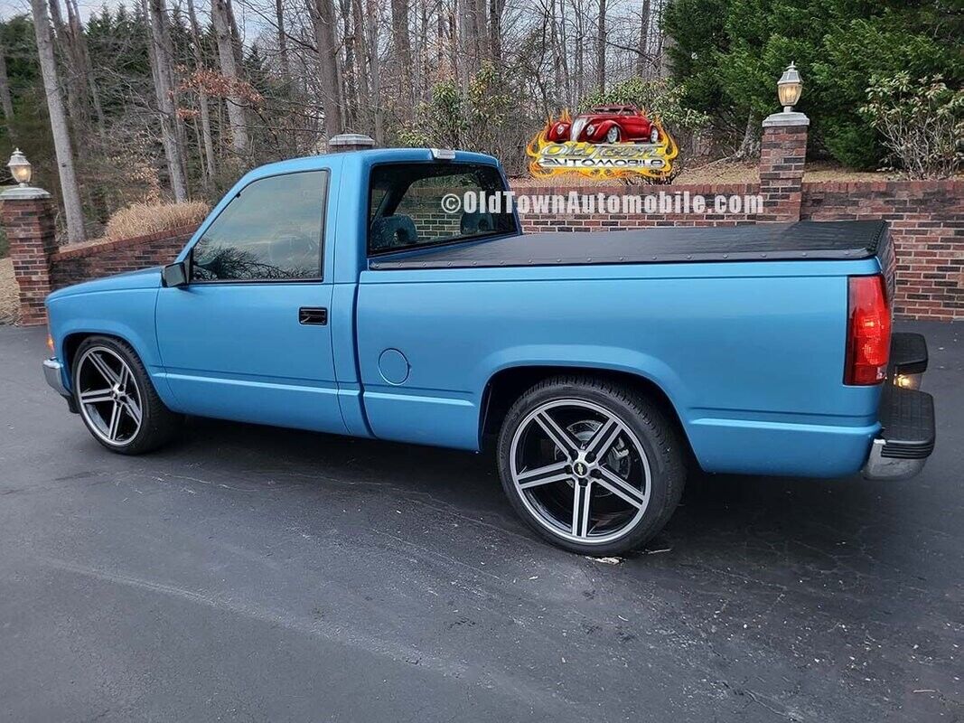 Chevrolet-Silverado-1500-Pickup-1993-6