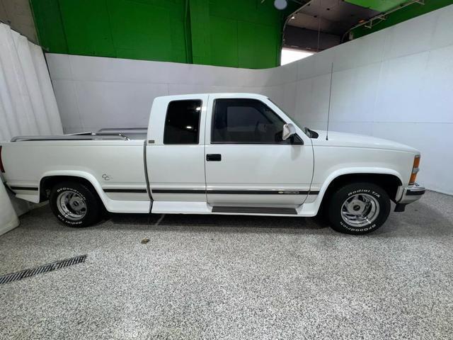 Chevrolet-Silverado-1500-Pickup-1994-6