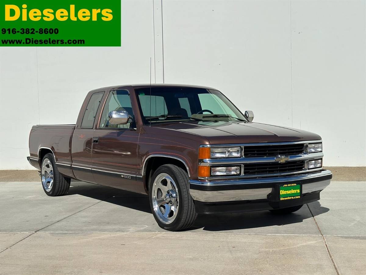 Chevrolet-Silverado-1500-extra-cab-short-bed-5.7l-v8-lowered-1994-5