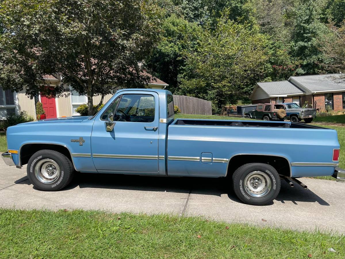 Chevrolet-Silverado-1987-1