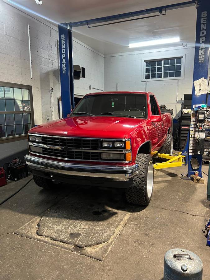 Chevrolet-Silverado-1988-1