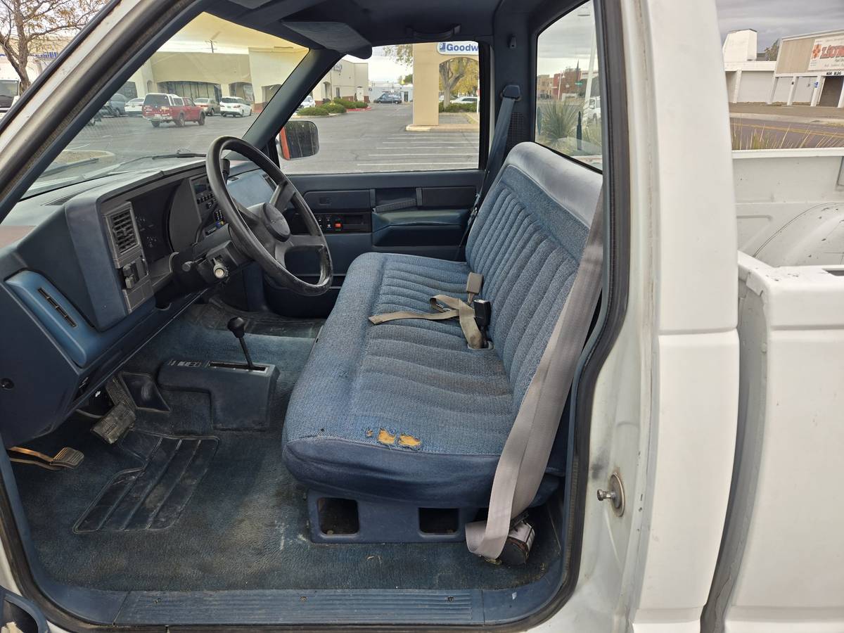 Chevrolet-Silverado-2500-4x4-1989-3