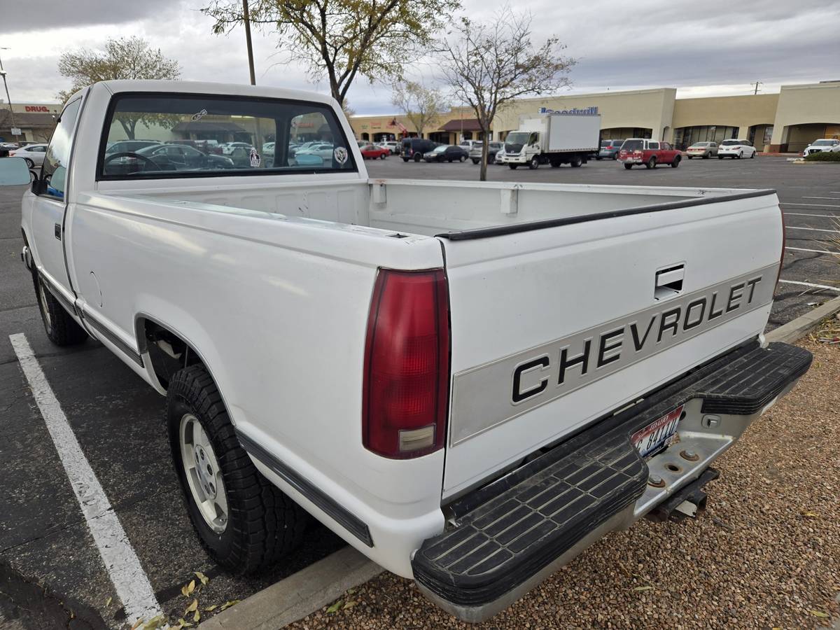 Chevrolet-Silverado-2500-4x4-1989