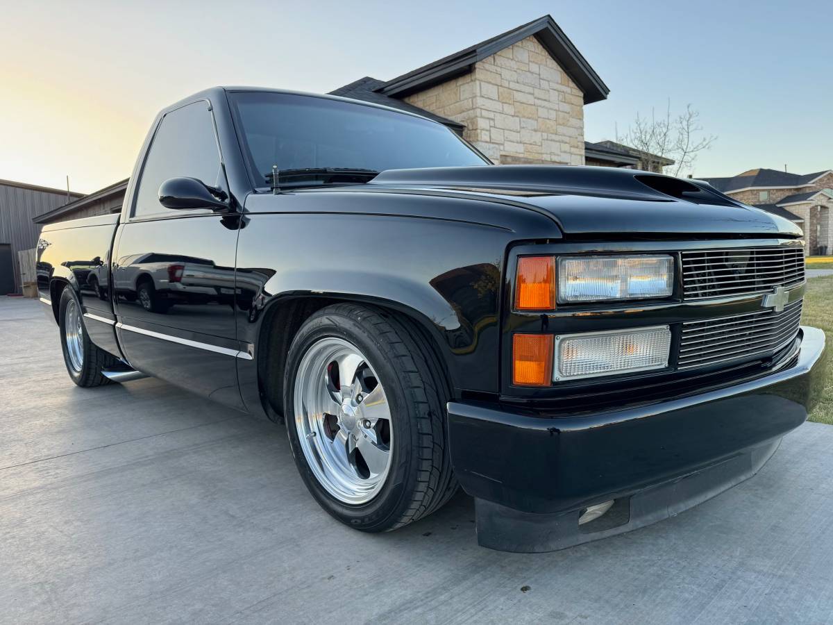 Chevrolet-Silverado-454-ss-1990-1