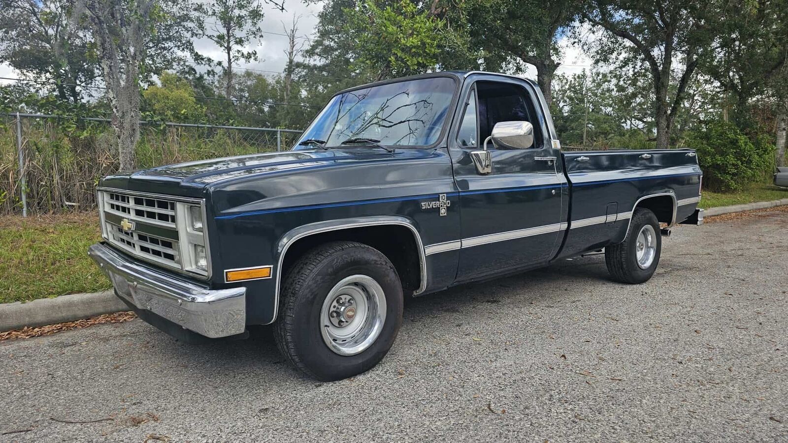 Chevrolet Silverado "C10"  1987