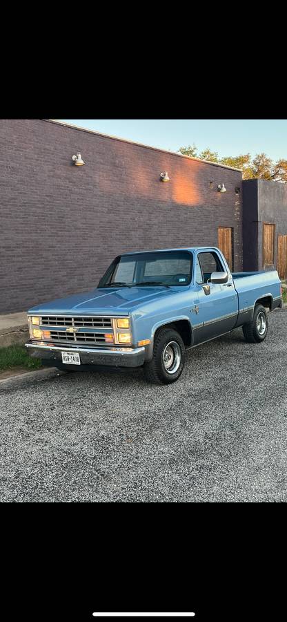 Chevrolet-Silverado-c10-short-bed-1986-16