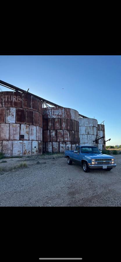 Chevrolet-Silverado-c10-short-bed-1986-2