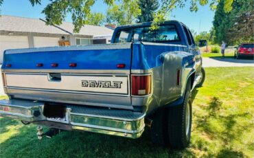 Chevrolet-Silverado-v30-1988-20