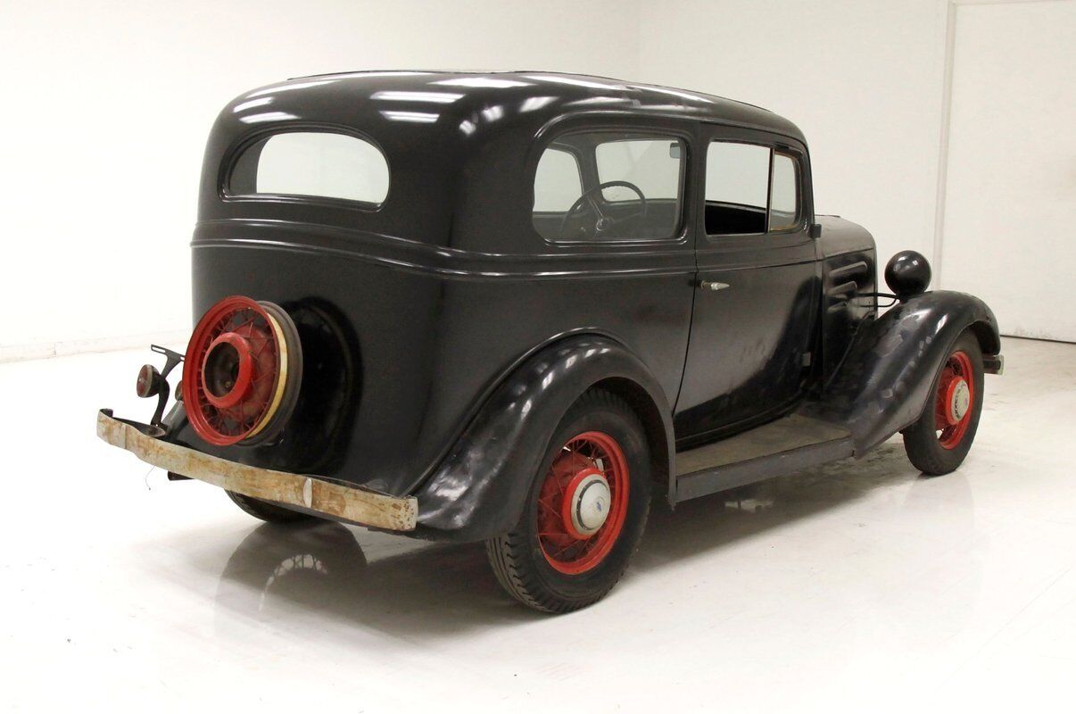 Chevrolet-Standard-Berline-1934-4