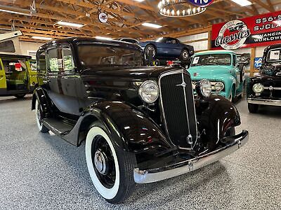 Chevrolet-Standard-Berline-1935-11