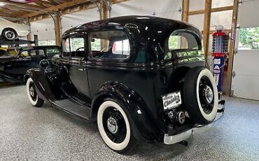 Chevrolet-Standard-Berline-1935-4