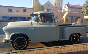 Chevrolet-Step-side-truck-1955