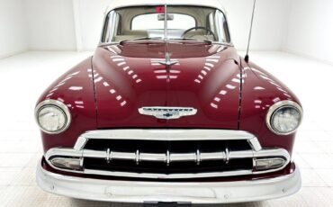 Chevrolet-Styleline-Deluxe-Berline-1952-7