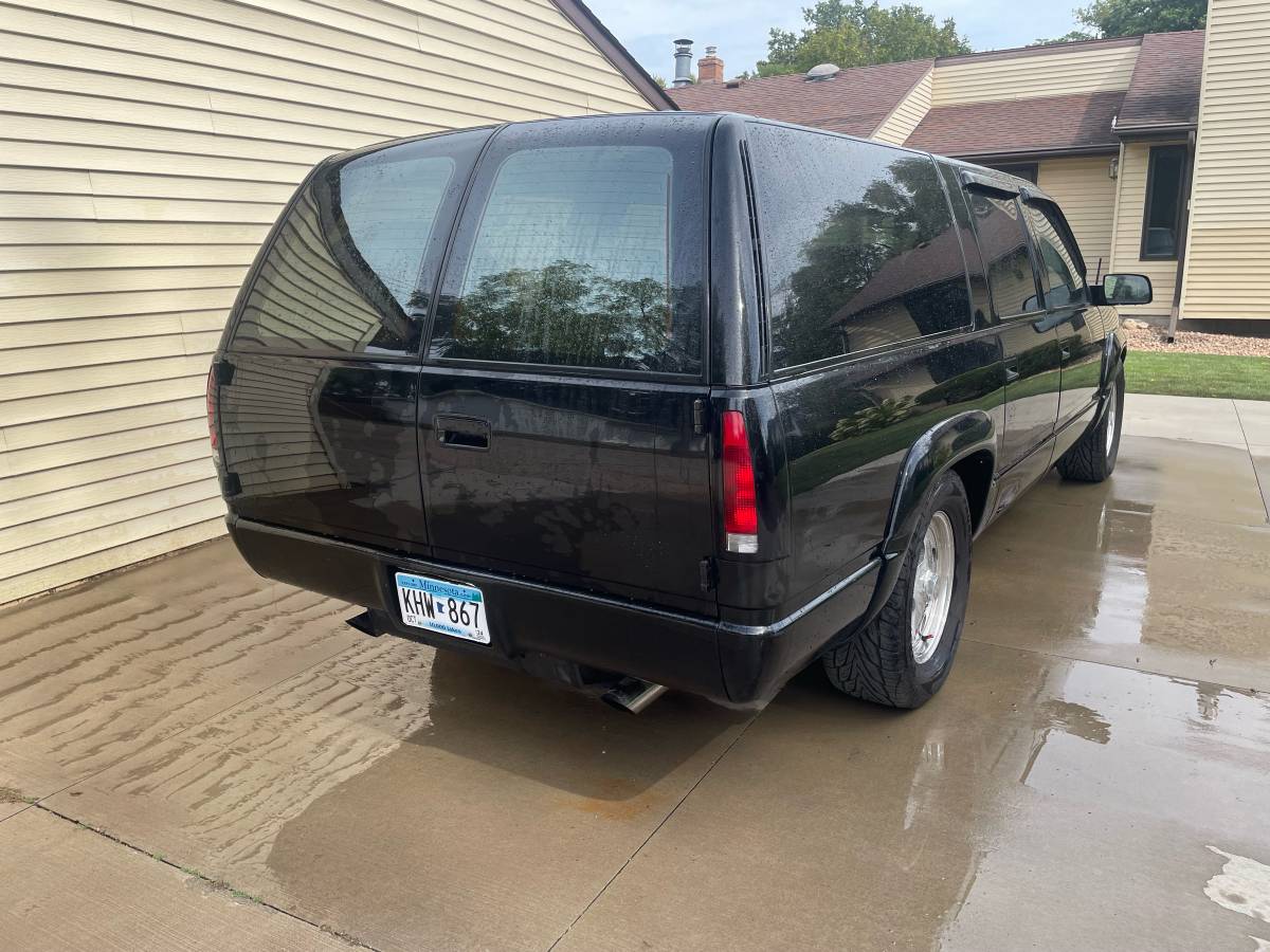 Chevrolet-Suburban-1500-1993-4