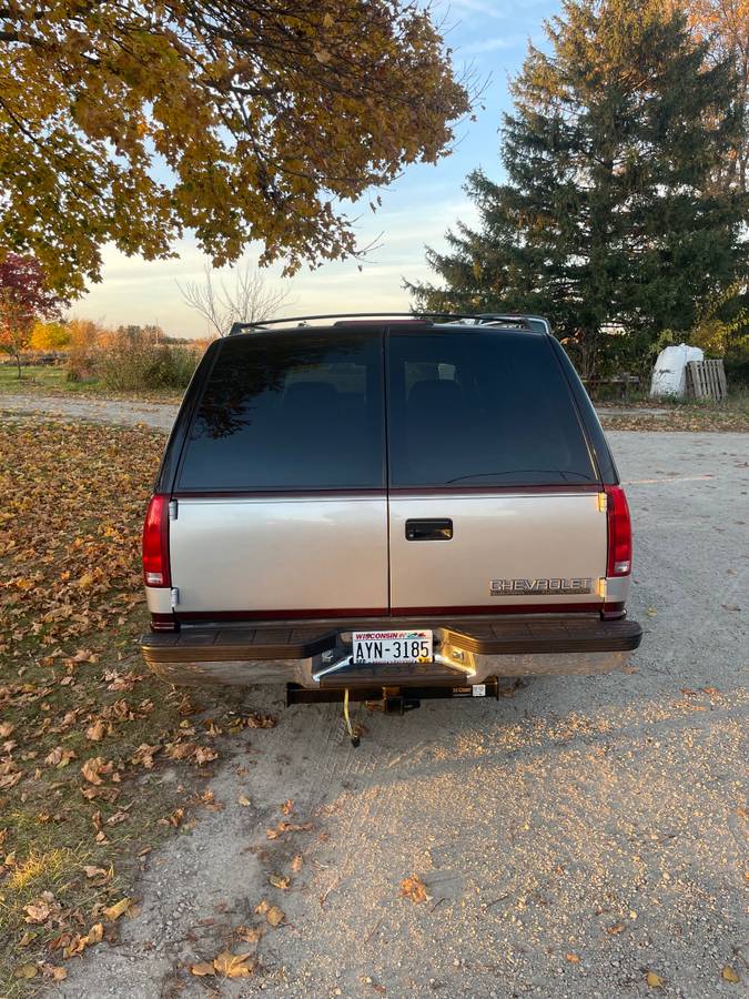 Chevrolet-Suburban-1500-1994-3