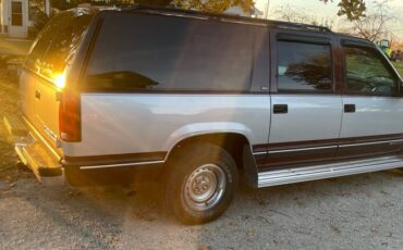 Chevrolet-Suburban-1500-1994-4