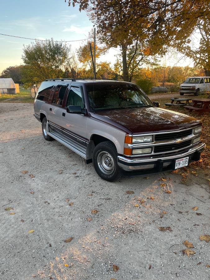 Chevrolet-Suburban-1500-1994-6