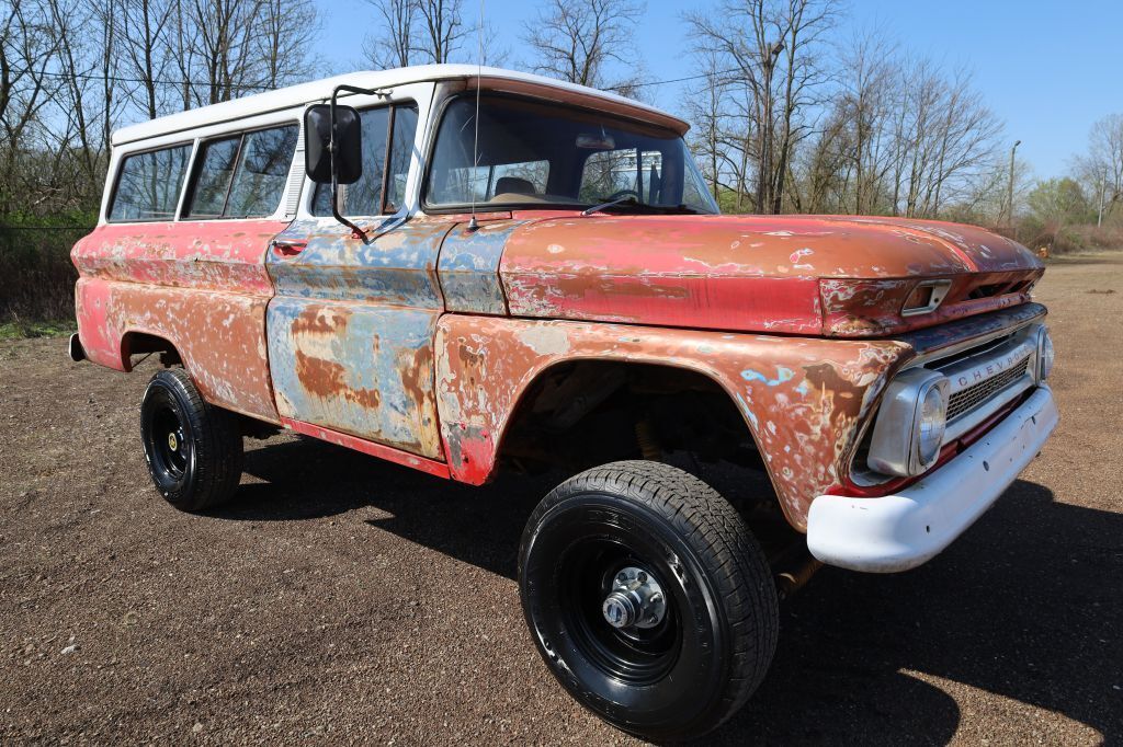 Chevrolet-Suburban-1963-2