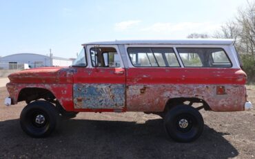 Chevrolet-Suburban-1963-3