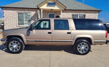 Chevrolet-Suburban-1994-12