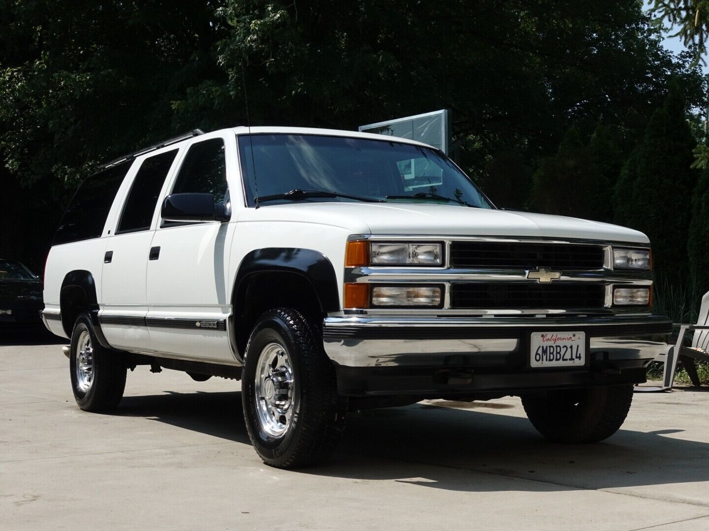 Chevrolet Suburban SUV 1995