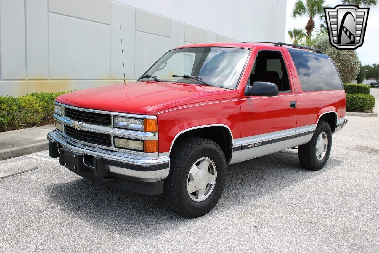 Chevrolet-Tahoe-Cabriolet-1995-3