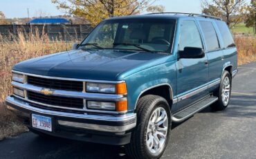 Chevrolet-Tahoe-SUV-1995-2