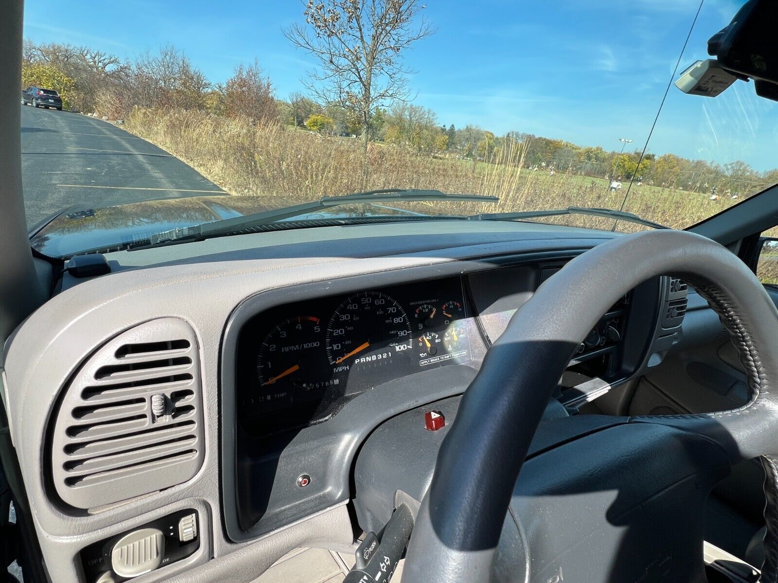 Chevrolet-Tahoe-SUV-1995-8