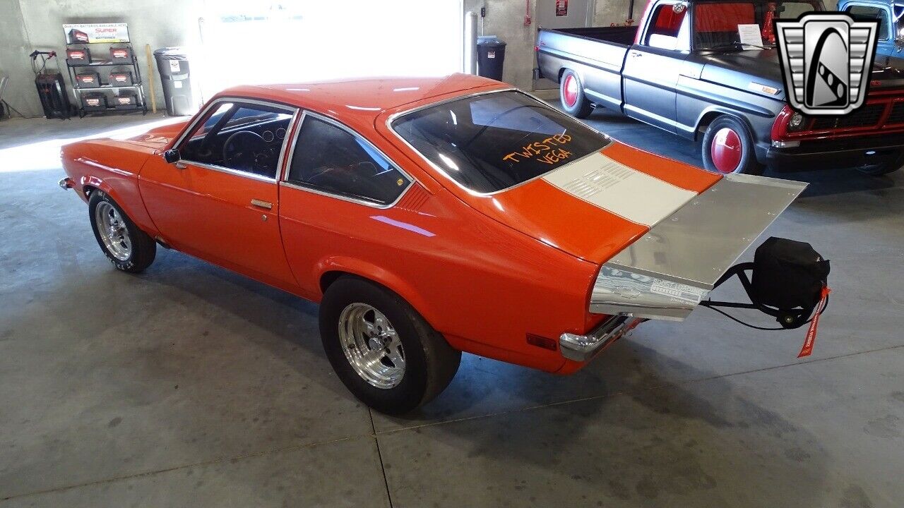 Chevrolet-Vega-1973-8