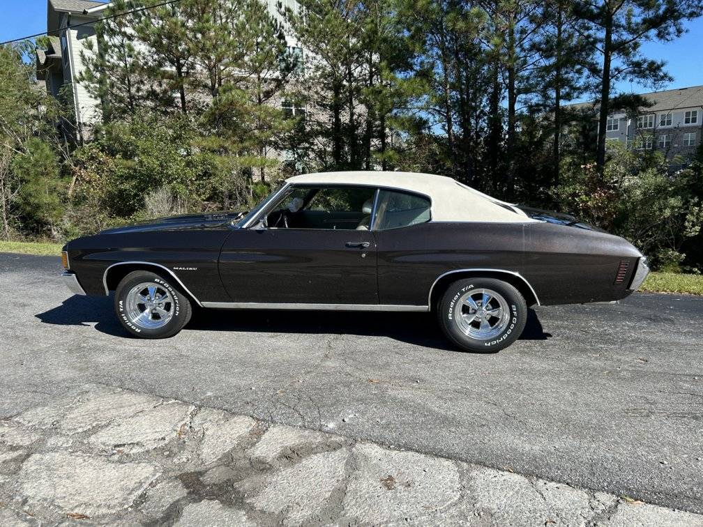 Chevrolet-chevelle-malibu-1972-16