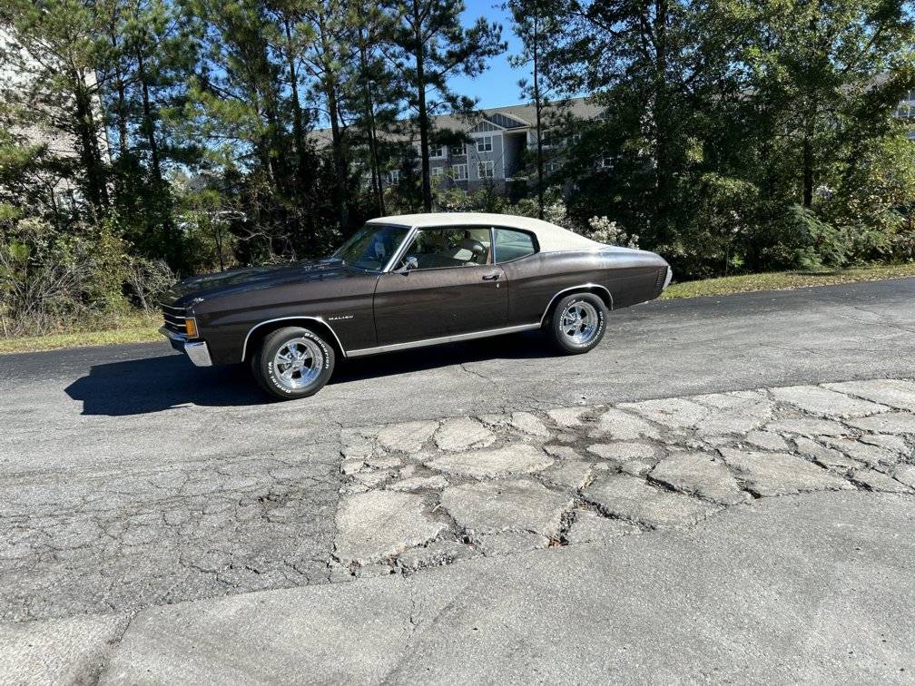 Chevrolet-chevelle-malibu-1972-17