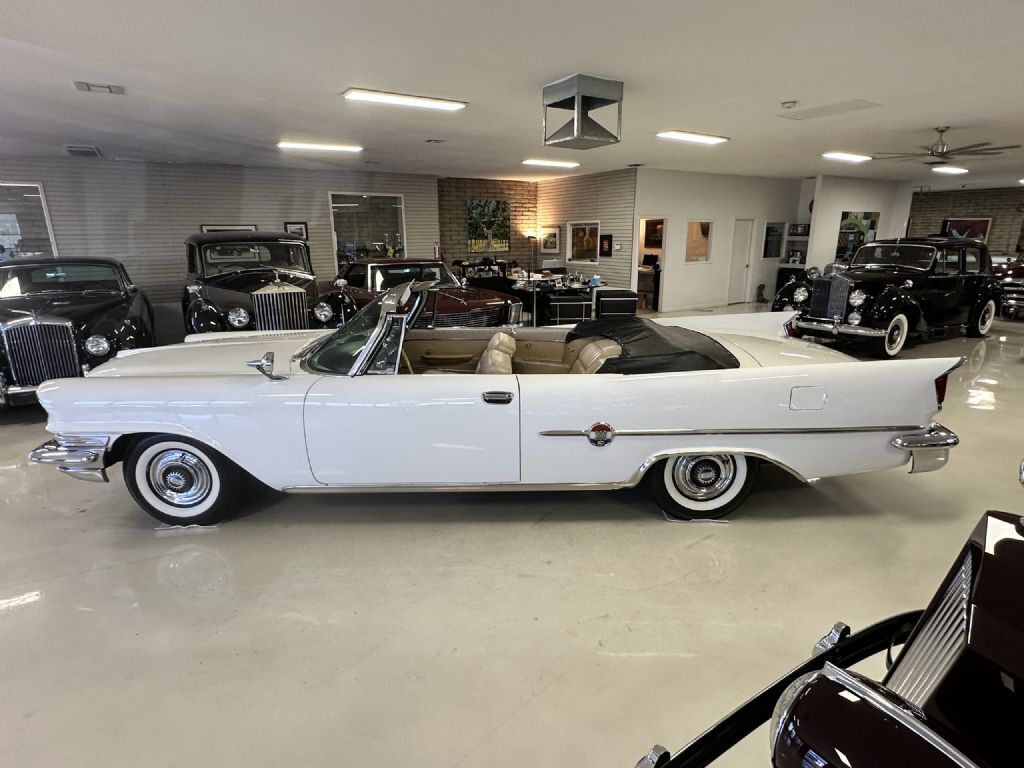 Chrysler-300E-Convertible-1958-24