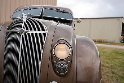 Chrysler-Airflow-1936-10