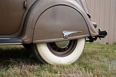 Chrysler-Airflow-1936-8