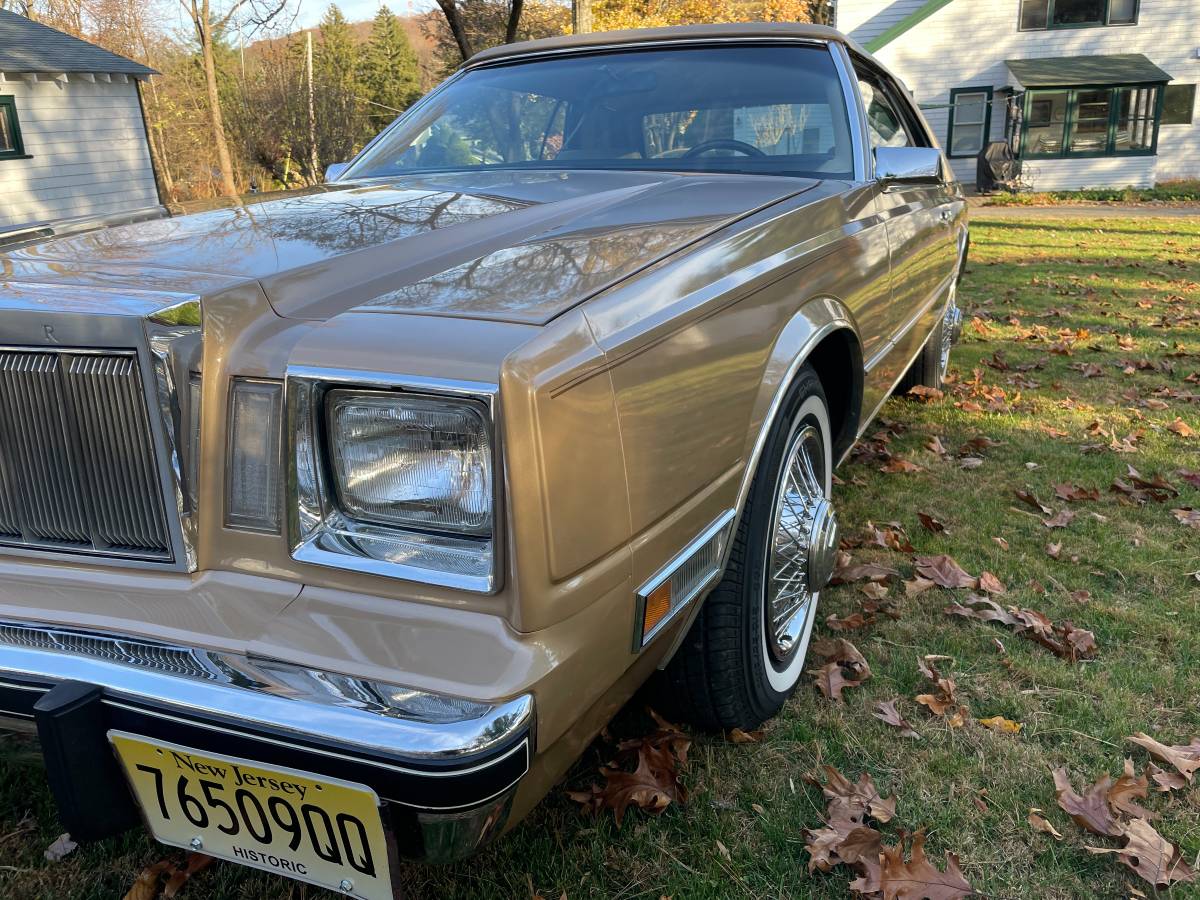 Chrysler-Cordoba-1983-6