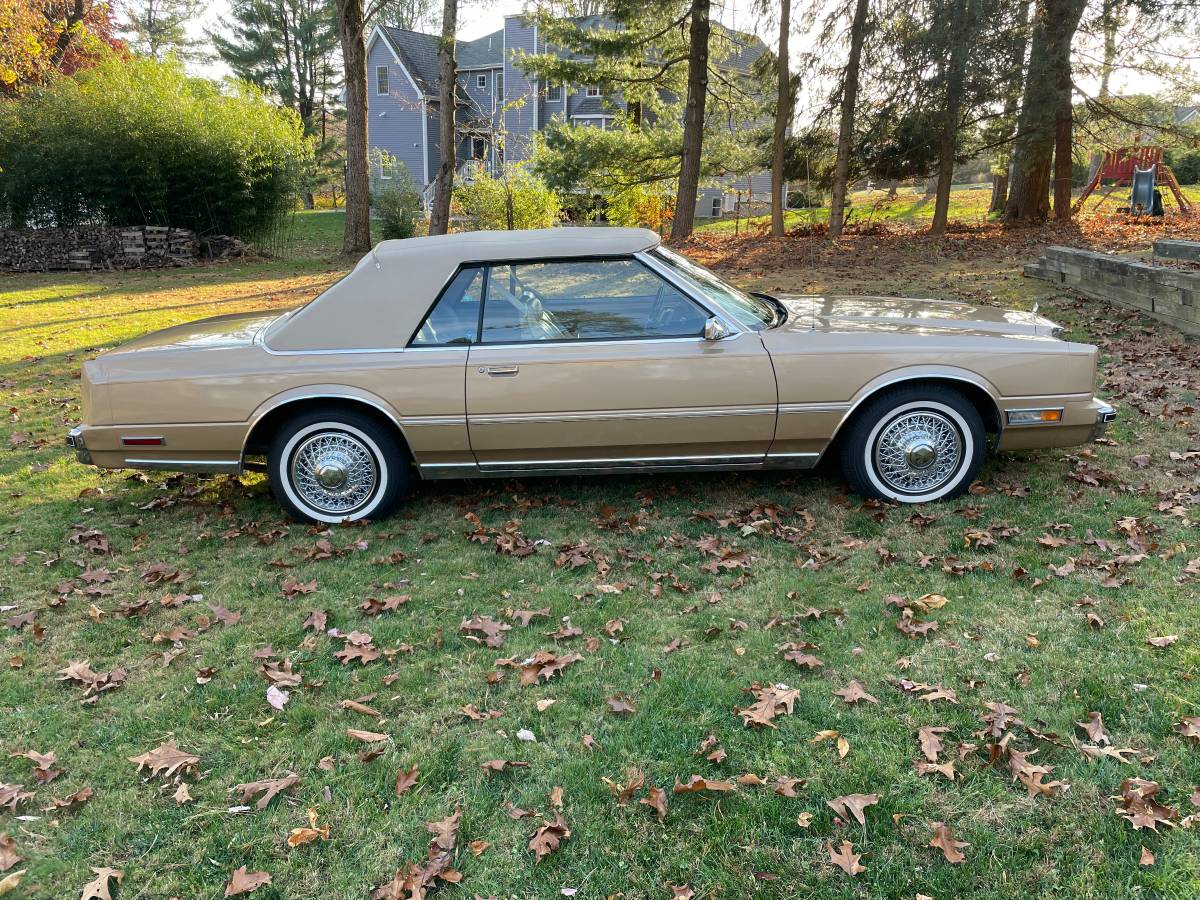 Chrysler-Cordoba-1983-9