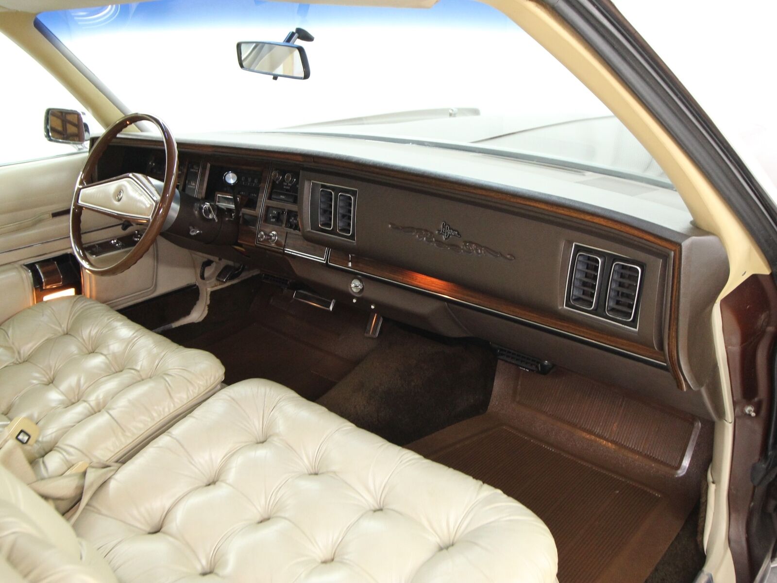 Chrysler-Imperial-1975-12