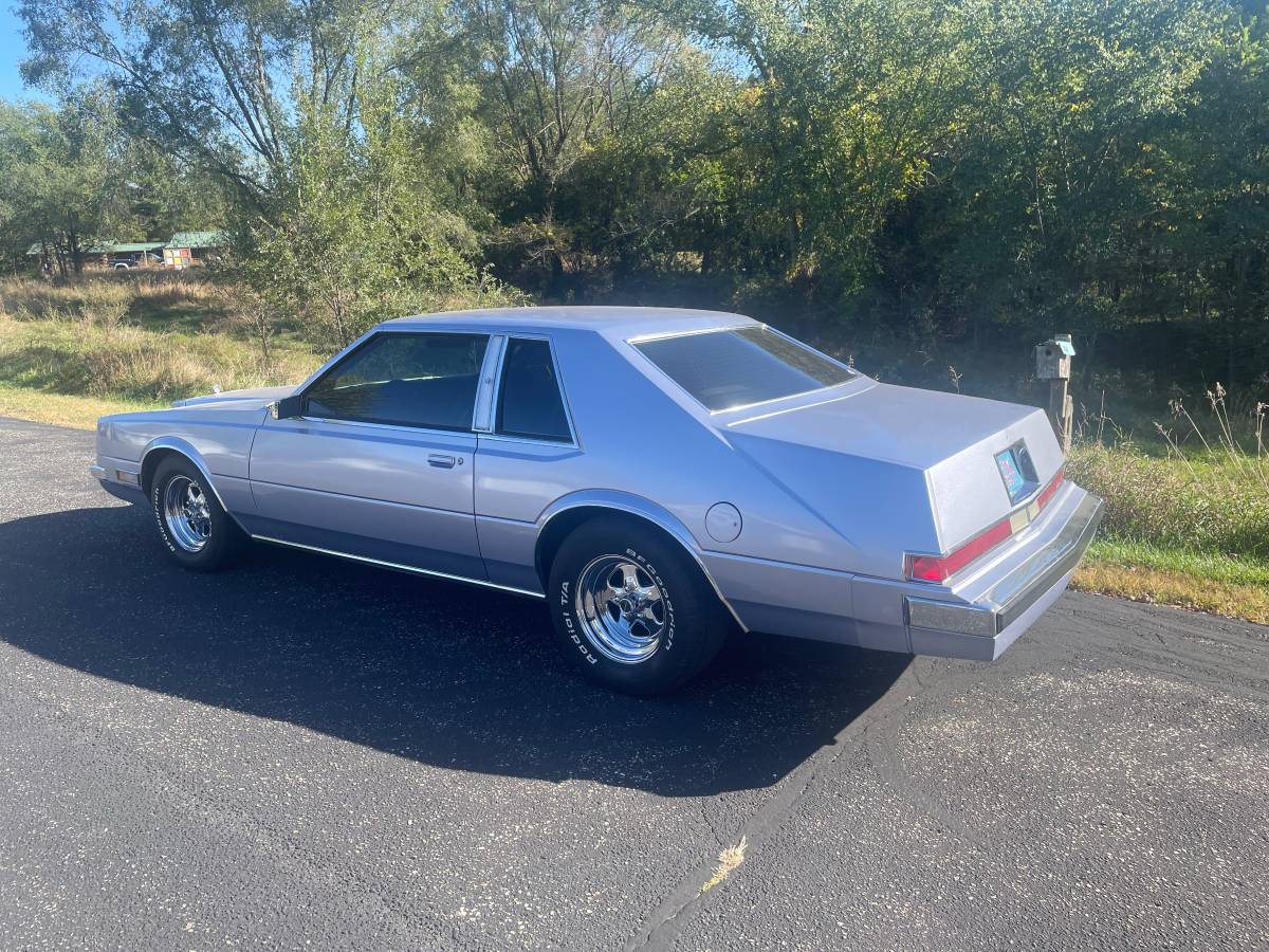 Chrysler-Imperial-1981-1