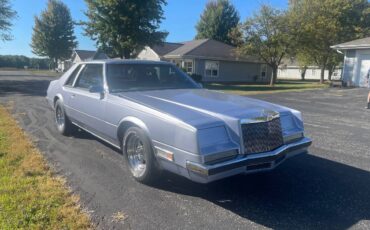 Chrysler-Imperial-1981-2