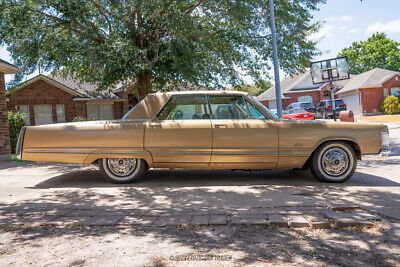 Chrysler-Imperial-Berline-1967-8