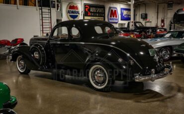 Chrysler-Imperial-Coupe-1938-10