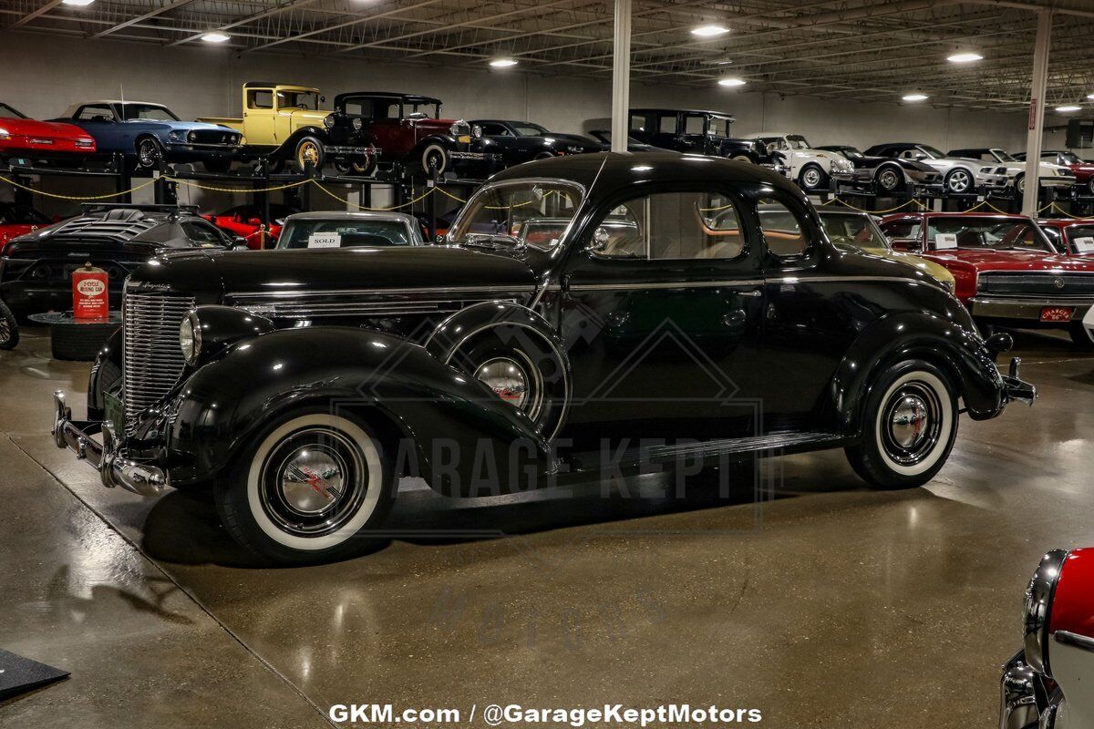 Chrysler-Imperial-Coupe-1938-8