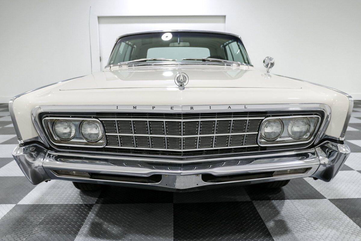 Chrysler-Imperial-Coupe-1966-1