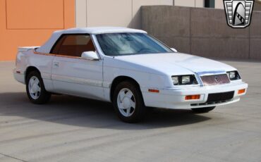 Chrysler-LeBaron-1990-6