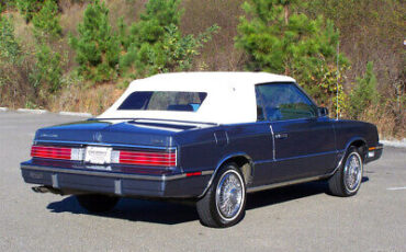 Chrysler-LeBaron-Cabriolet-1985-1